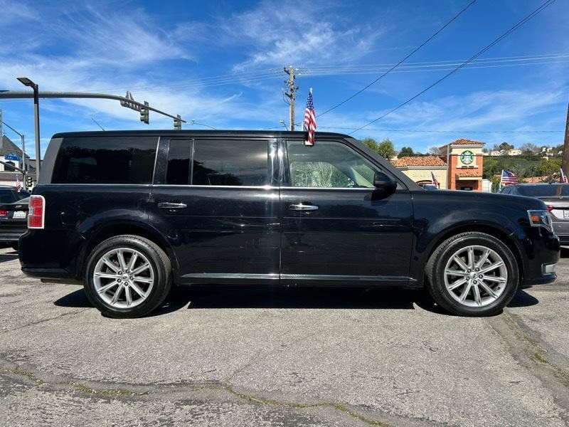 Used 2019 Ford Flex Limited FWD image 3