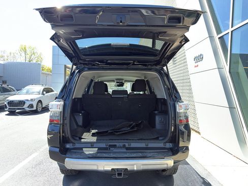 Used 2020 Toyota 4Runner TRD Off-Road image 10