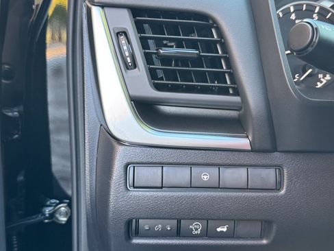 New 2026 Nissan Rogue SV AWD/4WD image 5