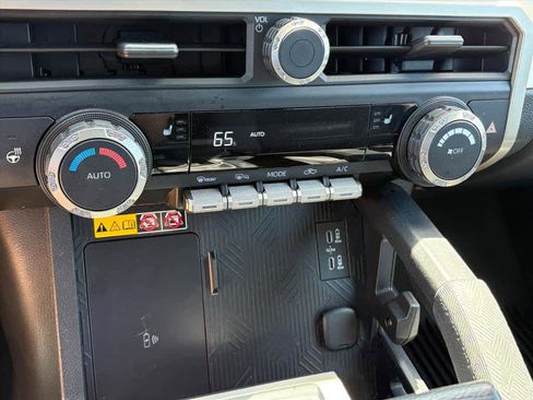 Used 2024 Toyota Tacoma TRD Sport w/ TRD Sport Upgrade Package AWD/4WD image 15