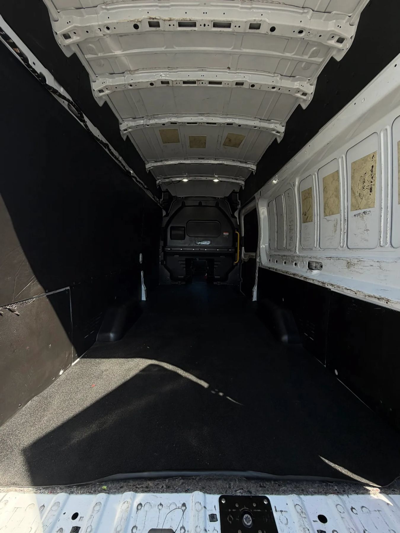 Used 2024 Ford Transit 250 148 High Roof Extended w/ Load Area Protection Package RWD image 21