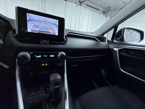 Certified 2023 Toyota RAV4 LE image 11