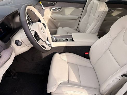 New 2026 Volvo XC90 B6 Ultra w/ Protection Package AWD/4WD image 23
