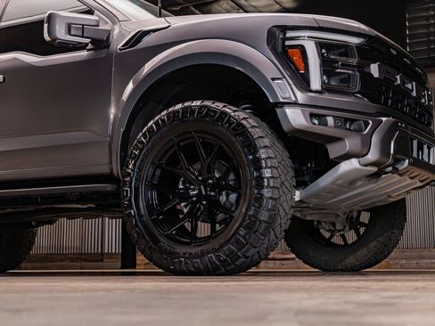Used 2024 Ford F150 Raptor w/ Equipment Group 803A Raptor R AWD/4WD image 10