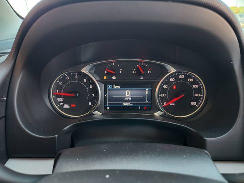 Used 2023 GMC Terrain SLE w/ Driver Convenience Package AWD/4WD image 17
