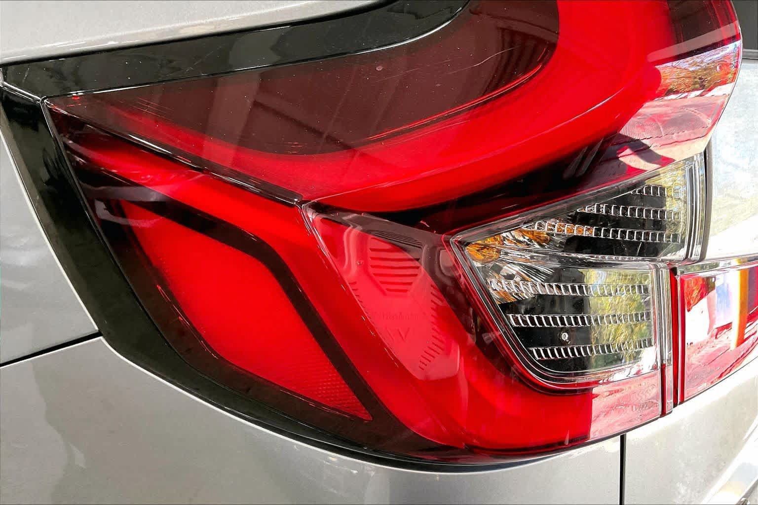 Used 2025 Honda CR-V EX-L image 29