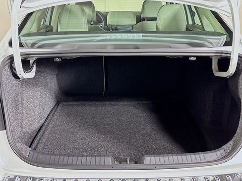 New 2025 Volkswagen Jetta SE image 21