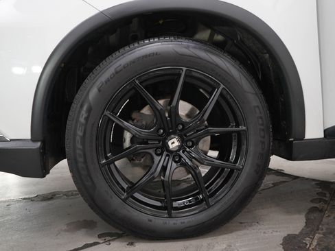Used 2017 Mitsubishi Outlander SEL AWD/4WD image 30