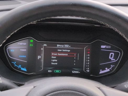 Used 2022 Kia Niro EX Premium FWD image 27