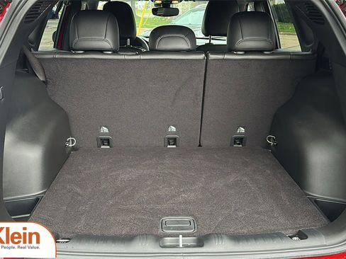 Used 2024 Jeep Compass Trailhawk image 27