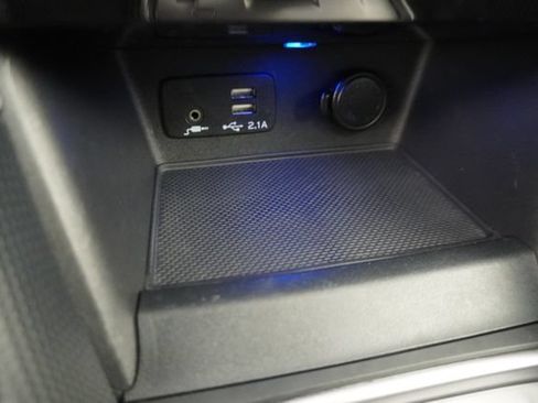 Certified 2024 Subaru Forester Premium AWD/4WD image 30