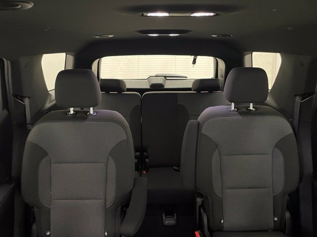 Used 2023 Chevrolet Traverse LT AWD/4WD image 16