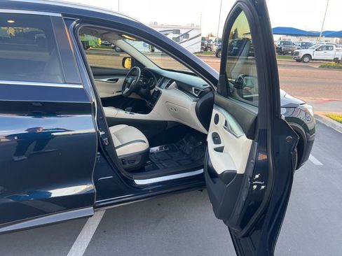 Used 2022 INFINITI QX50 Luxe image 27