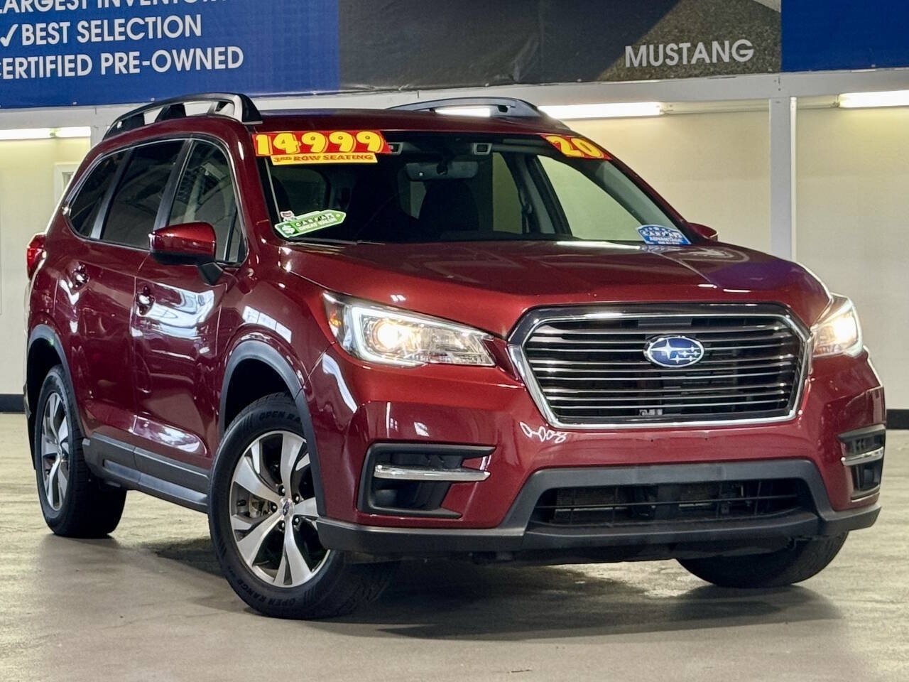 Used 2020 Subaru Ascent Premium w/ Convenience Package AWD/4WD image 1