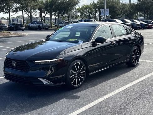 Certified 2023 Honda Accord Touring image 8