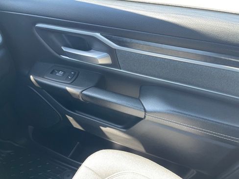 Used 2022 RAM 1500 Big Horn AWD/4WD image 21