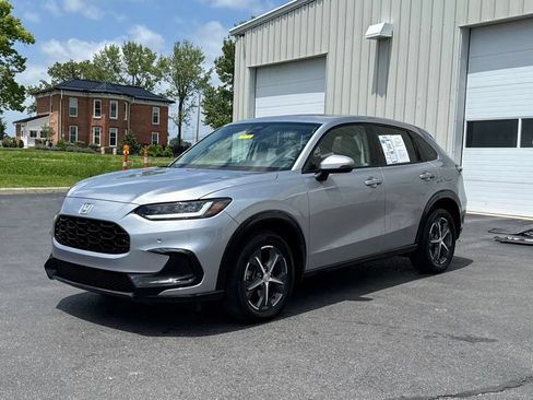 Used 2024 Honda HR-V EX-L image 3