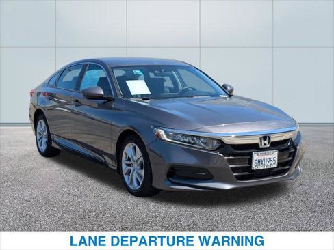 Certified 2019 Honda Accord LX image 4
