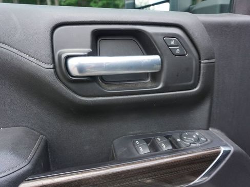 Used 2021 Chevrolet Silverado 1500 LT w/ Bed Protection Package AWD/4WD image 4