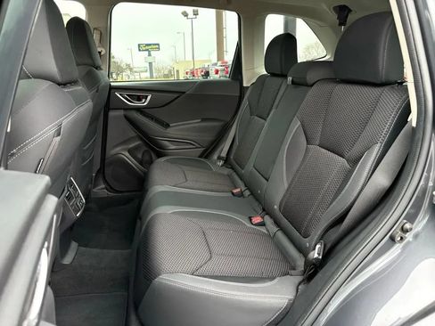 Used 2022 Subaru Forester Premium AWD/4WD image 20