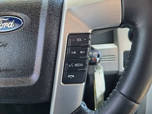 Used 2013 Ford F150 Platinum image 23