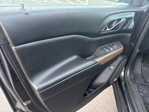 Used 2018 GMC Acadia SLE w/ Driver Alert Package I image 22