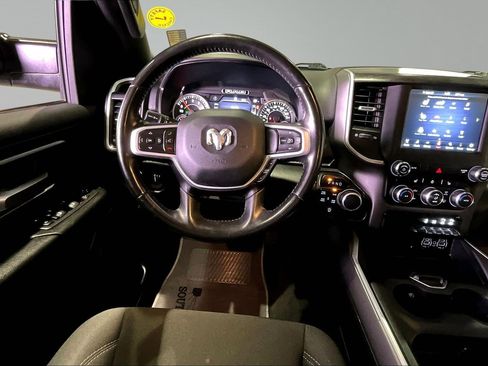 Used 2021 RAM 1500 Big Horn image 9