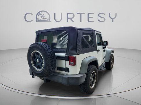 Used 2012 Jeep Wrangler Sport AWD/4WD image 3