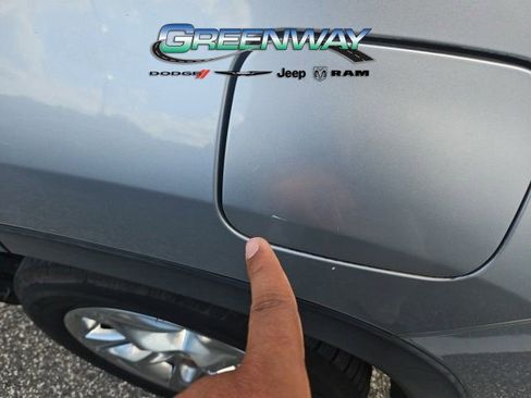 Used 2016 Toyota Highlander Limited w/ Driver Technology Package FWD image 39