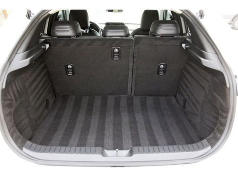 Certified 2025 MAZDA CX-30 AWD 2.5 S w/ Preferred Package image 6