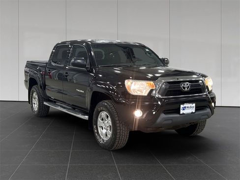 Used 2014 Toyota Tacoma 4x4 Double Cab image 7