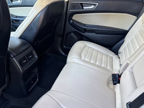 Used 2024 Ford Edge SEL AWD/4WD image 14
