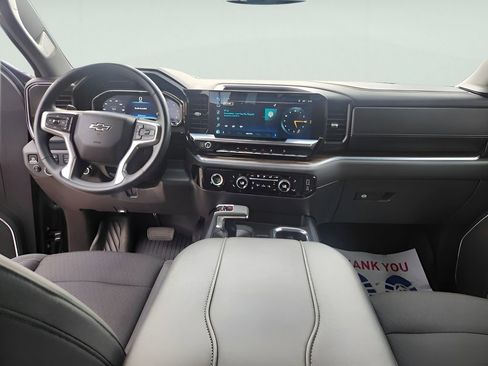 Used 2024 Chevrolet Silverado 1500 LT Trail Boss image 18