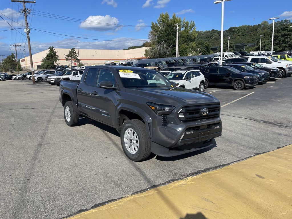 Certified 2025 Toyota Tacoma SR5 AWD/4WD image 6