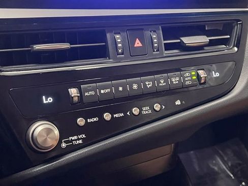 Certified 2025 Lexus ES 350 w/ Accessory Package (Z1) FWD image 20