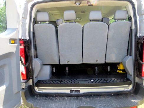 Used 2016 Ford Transit 350 XL image 29