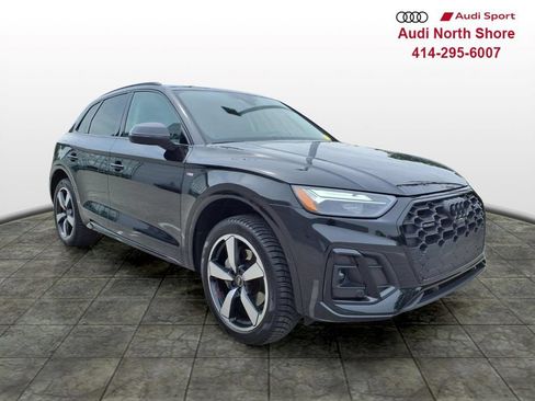 Used 2023 Audi Q5 2.0T Premium Plus w/ Premium Plus Package AWD/4WD image 1