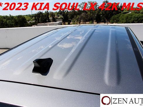 Used 2023 Kia Soul LX w/ Option Group 015 image 12