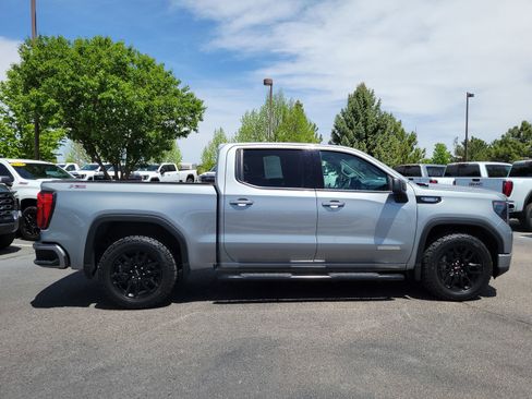 Used 2023 GMC Sierra 1500 Elevation w/ X31 Off-Road Package AWD/4WD image 2