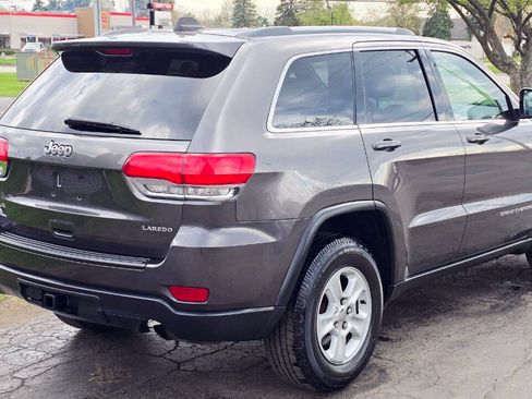 Used 2014 Jeep Grand Cherokee Laredo w/ Quick Order Package 23E AWD/4WD image 6