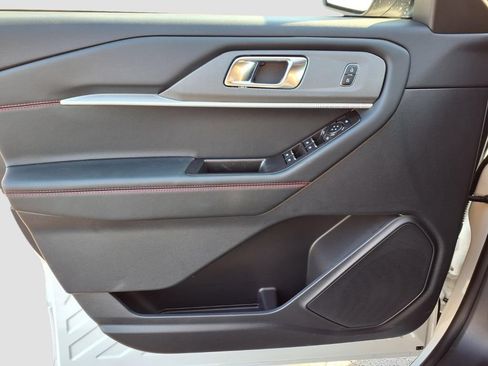 New 2026 Ford Explorer ST-Line AWD/4WD image 24