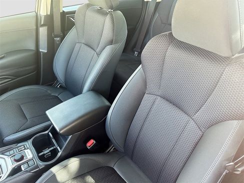 Used 2024 Subaru Forester Premium image 21