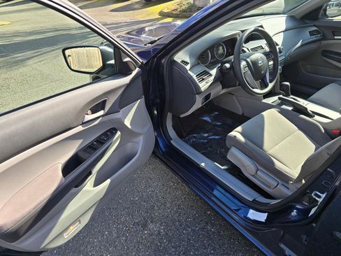 Used 2010 Honda Accord LX image 21