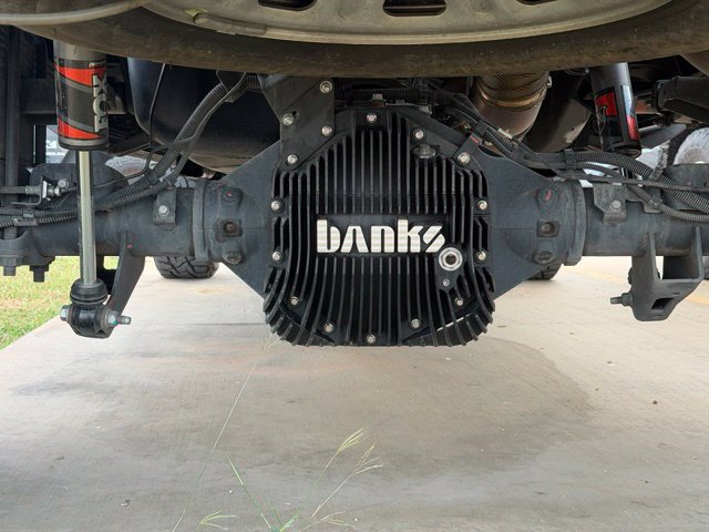 Used 2025 GMC Sierra 2500 AT4 w/ AT4 Premium Plus Package AWD/4WD image 8