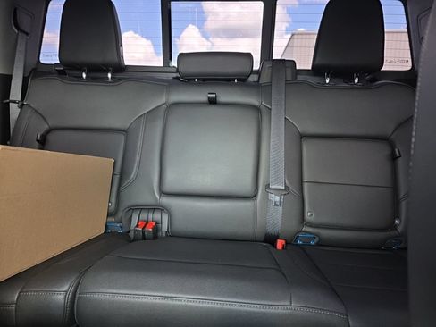 Used 2022 GMC Sierra 1500 Elevation w/ Elevation Premium Package AWD/4WD image 14
