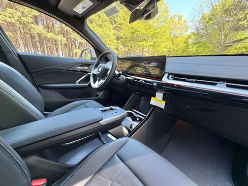 New 2026 BMW X2 xDrive28i w/ Technology Package AWD/4WD image 19