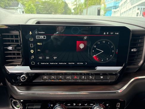 Used 2023 GMC Sierra 1500 SLT w/ SLT Premium Plus Package image 15