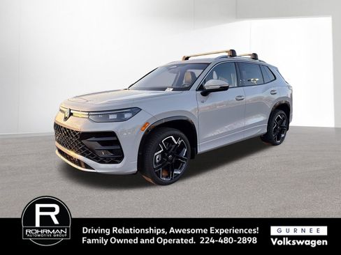 New 2026 Volkswagen Tiguan SEL R-Line image 4