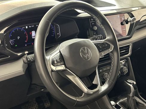 Used 2022 Volkswagen Taos SEL image 14