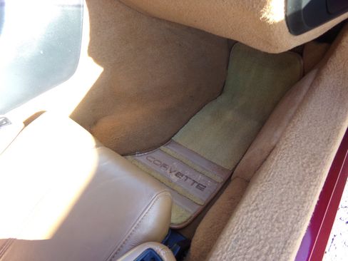 Used 1990 Chevrolet Corvette Convertible image 24